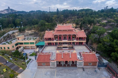 宝盖山三源禅寺